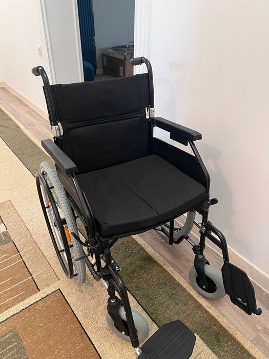 Инвалидная коляска