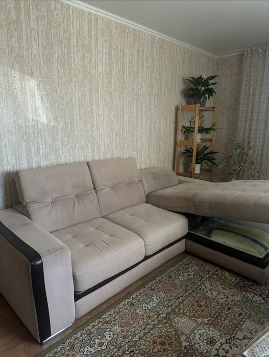 Продам диван.  .