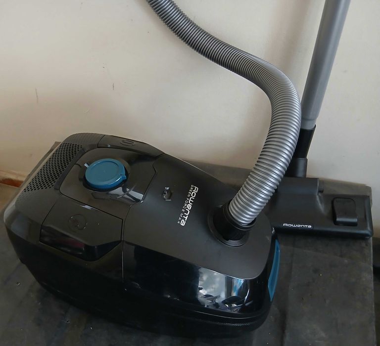 Прахосмукачка ROWENTA 900W