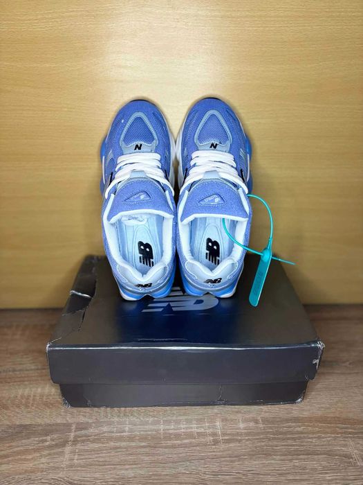 Vând adidași New Balance noi, nepurtați, în cutia originală.