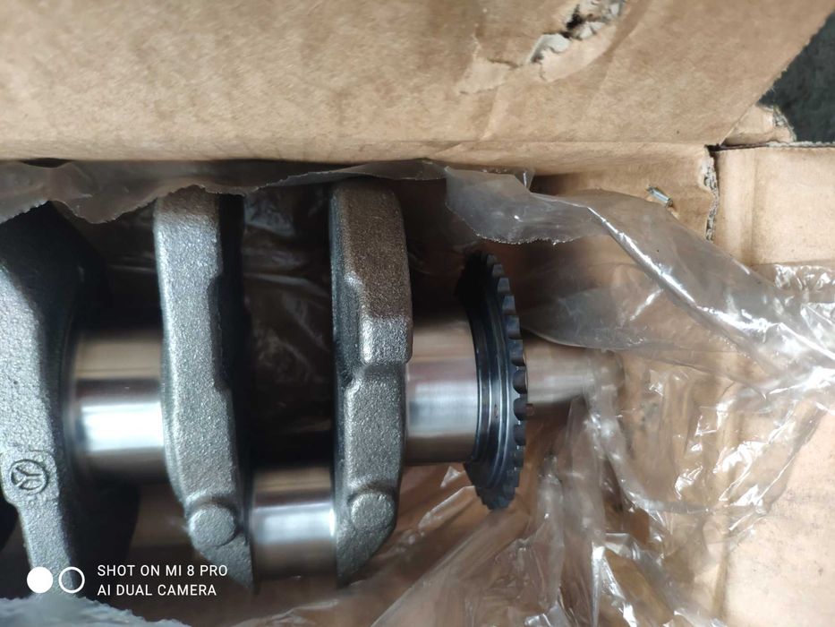 Колянов вал за Мазда 2.2 дизел