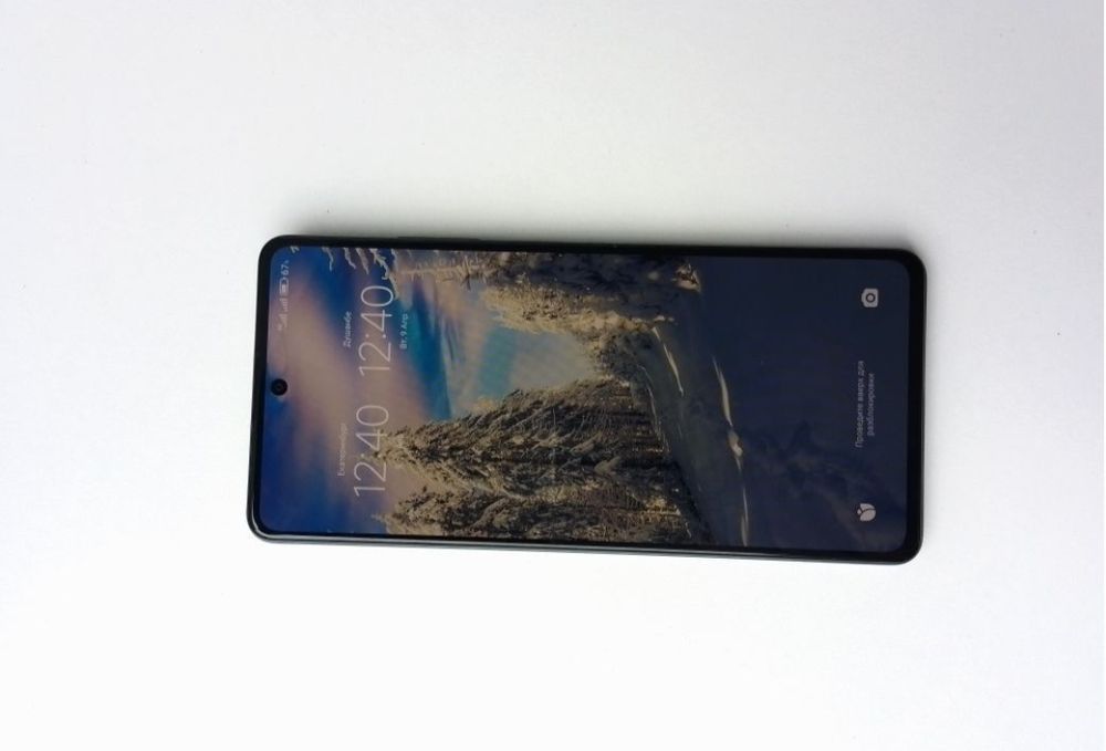 Продам Poco x 5 pro в отличном достояние 8/256гб