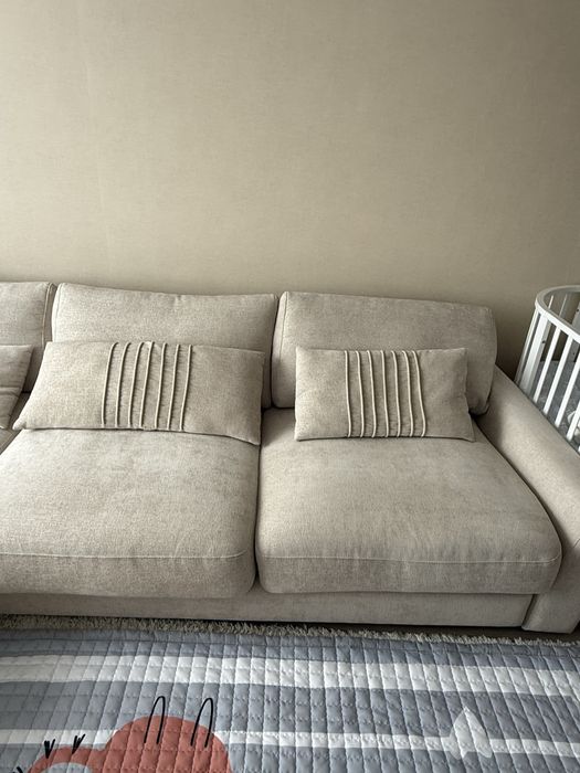 Продам диван для гостинной