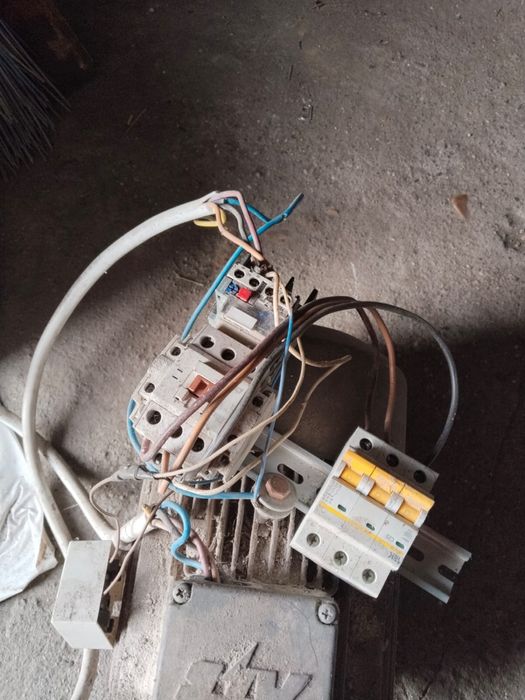 Электродвигатель 7,5 кв