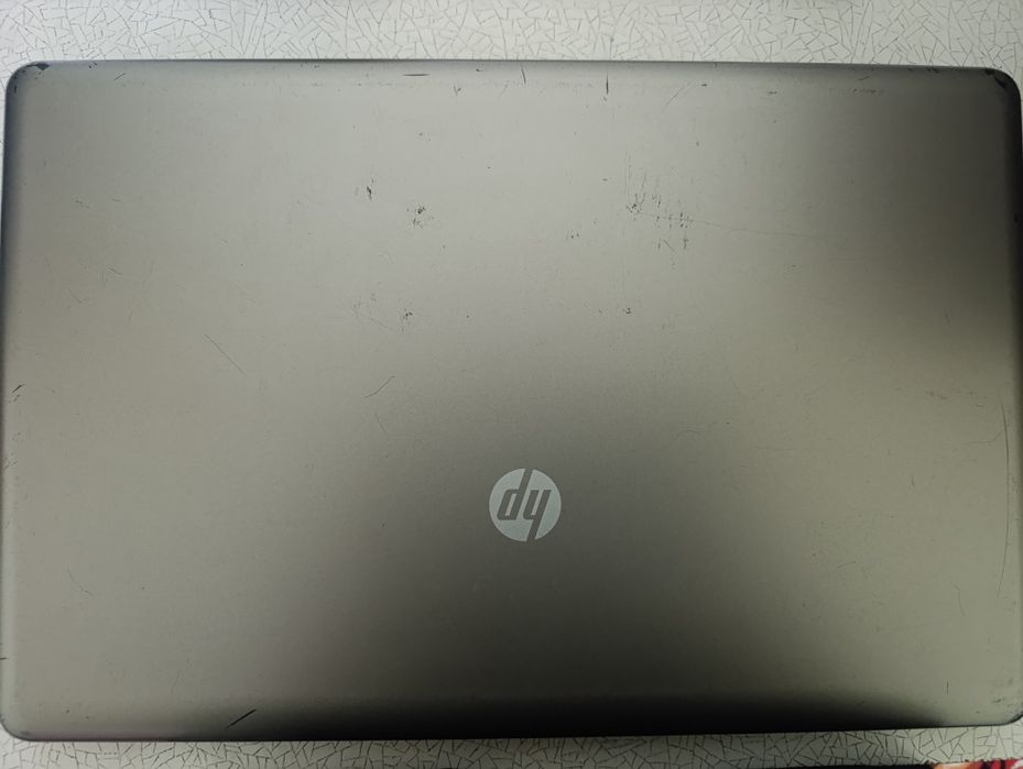 HP notebook sotiladi