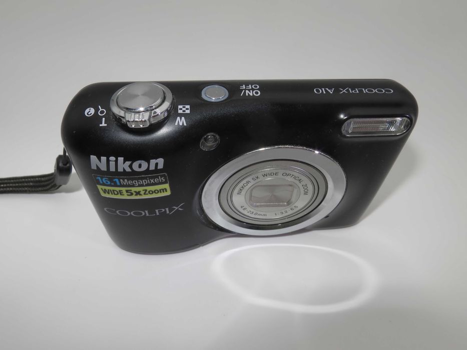 Nikon Coolpix A10 ултра компактен цифров фотоапарат подобен на L25 и L29 дигитална камера в отлично състояние, тествана и работи перфектно