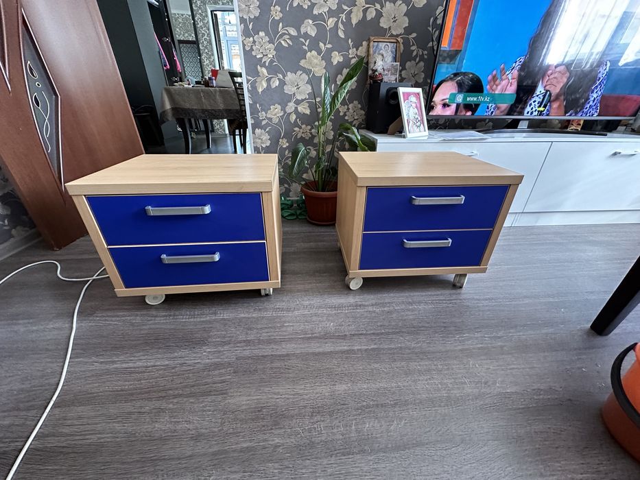 Продам тумбочки для спальни