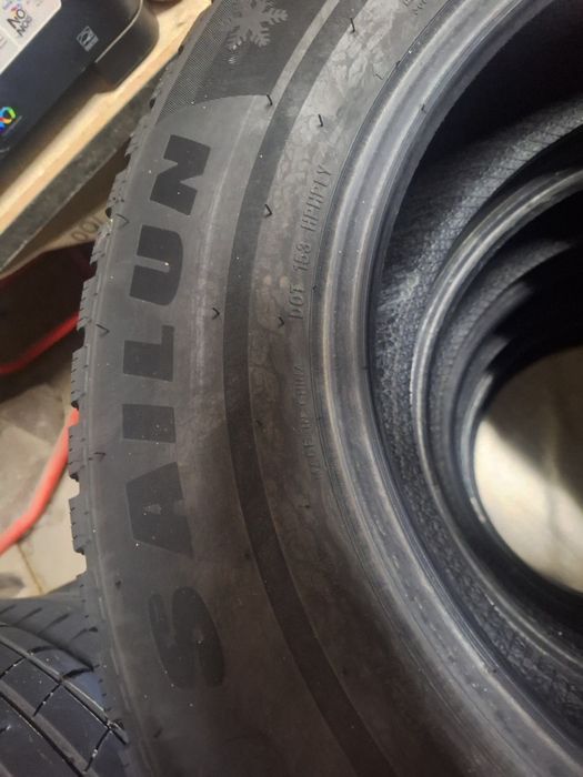 Продам зимнюю резину