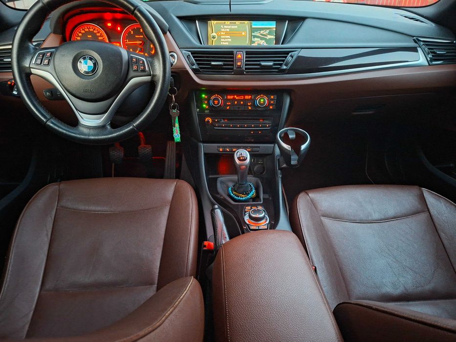 BMW X1 xDrive X-Line 2015 – Full opțiuni, stare impecabilă!