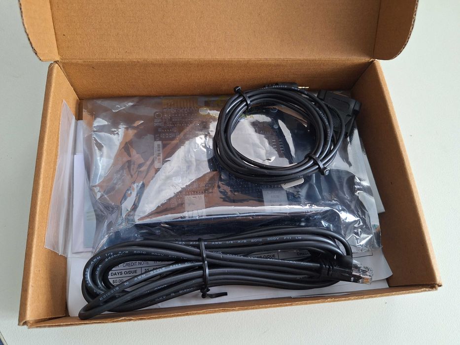 NEW, AP9631 APC Placa de gestionare a reţelei, monitorizarea mediului