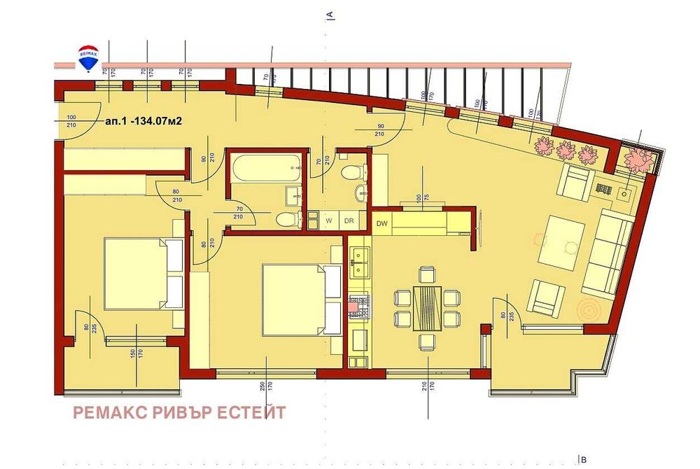 Продава се Тристаен апартамент в Русе, Център - 134 кв.м за 784 €/кв.м - Снимка #11