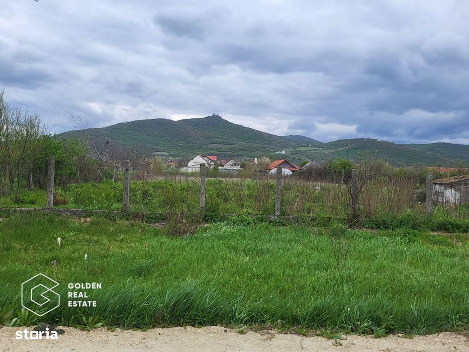 Teren intravilan, comuna Siria