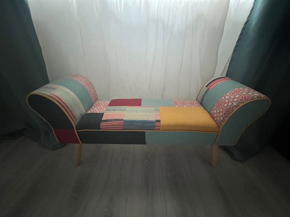 Banchetă multicoloră design inedit