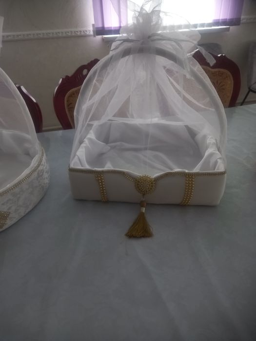 Құдалыққа апаратын корзиналар бар