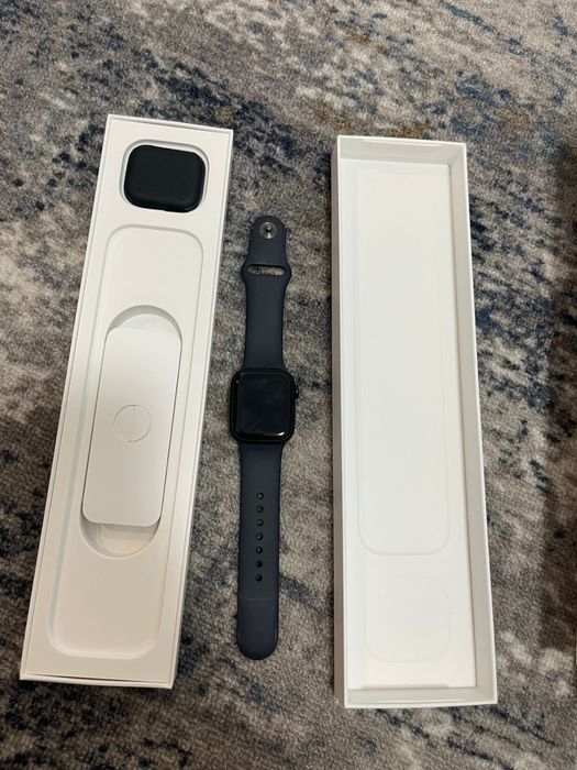 Apple Watch 7 41mm + 45mm