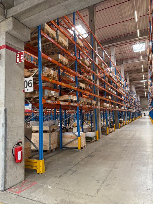 Rafturi metalice profesionale