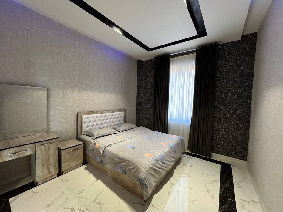 Oqtosh dacha (quyoshga yaqin joyda joylashgan(