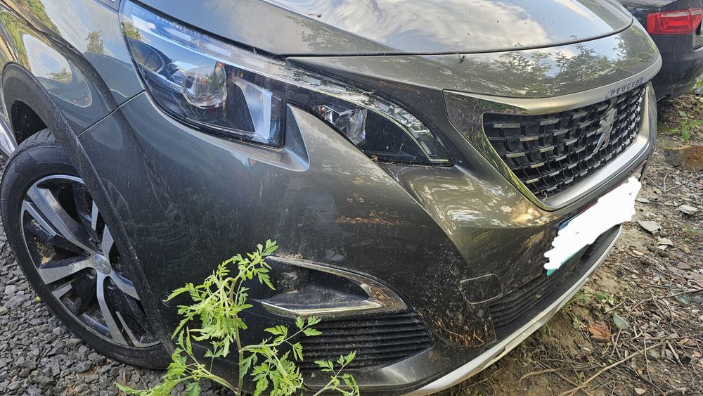 Fata completa Peugeot 3008 . GT Line. Puretech