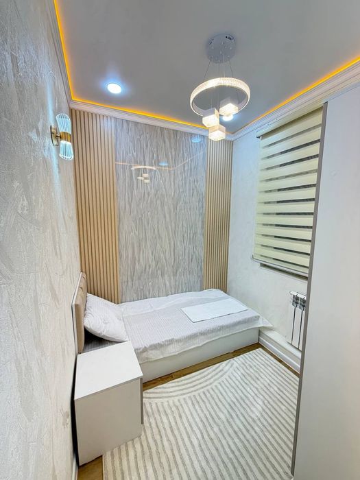 Чиланзар-11 кв 3-4/3/4.65м2 Срочно продам квартиру