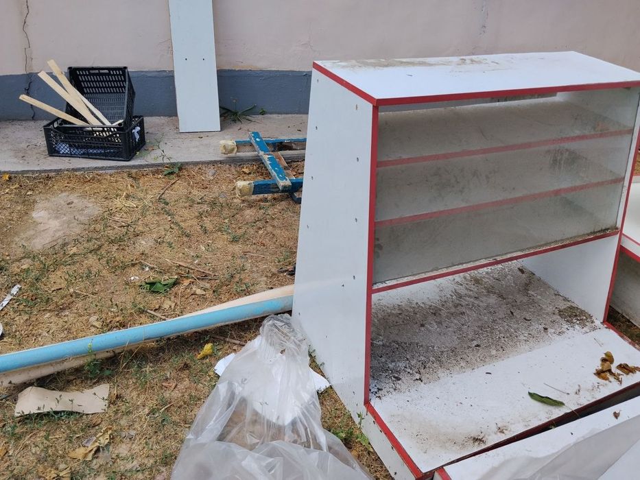 Dokon uchun tayyor mebel
