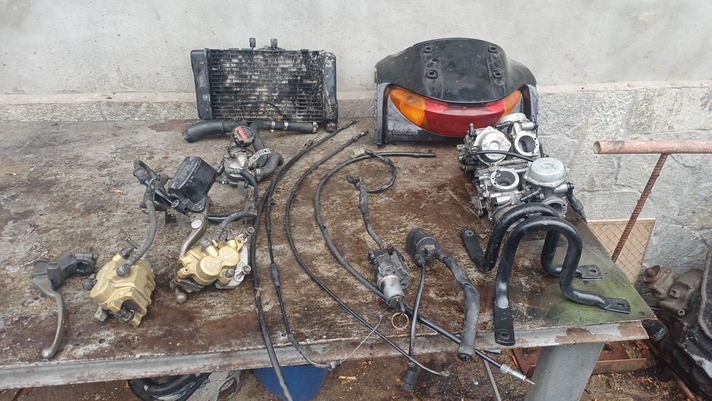 Honda nt650v deuville