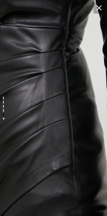 Рокля Guess, размер XS, става и за S