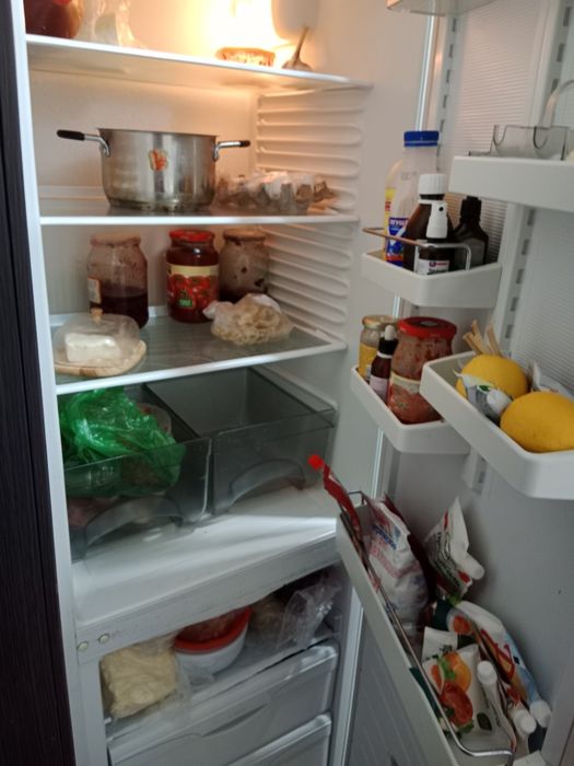 Продам холодильник рабочии