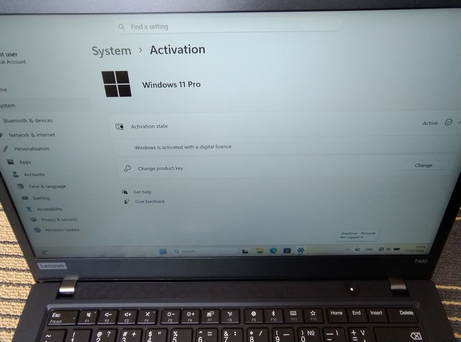 Лаптоп Lenovo T490 I5-8365U 32GB 256GB SSD NVME FHD Windows 11 PRO