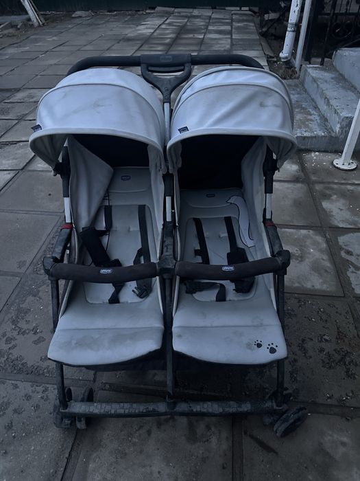 Егіздерге коляска сатылады!