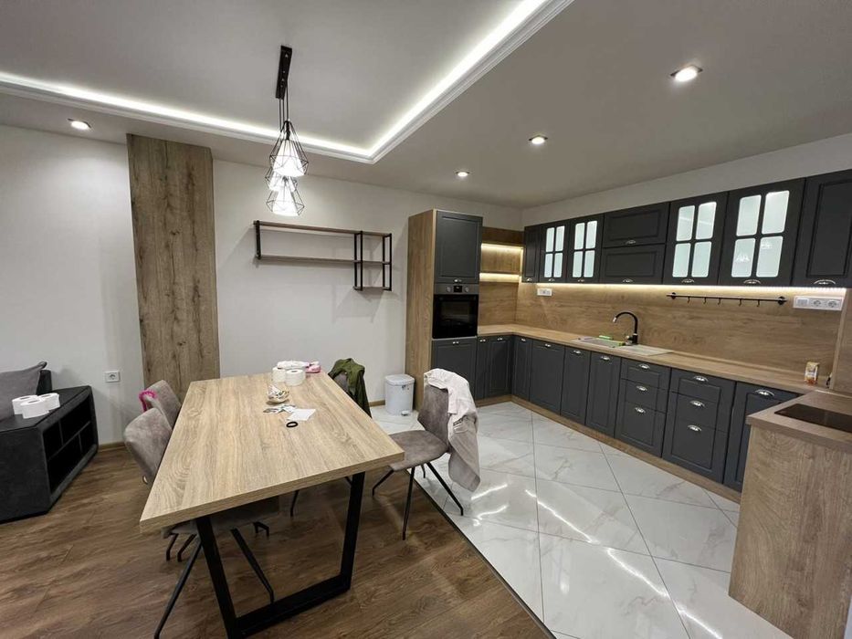 Тристаен апартамент в Тракия