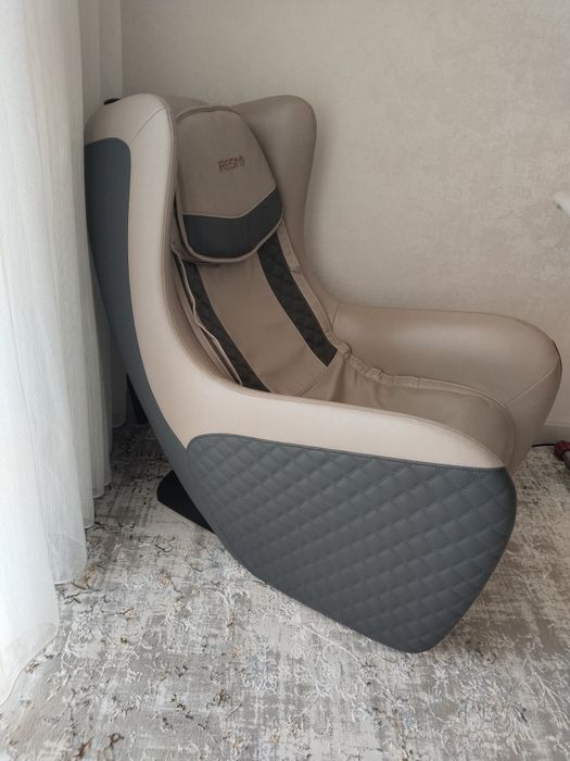 IREST massajniy kreslo