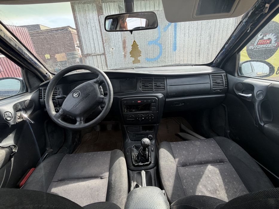 Опель Вестра В Opel Vectra B