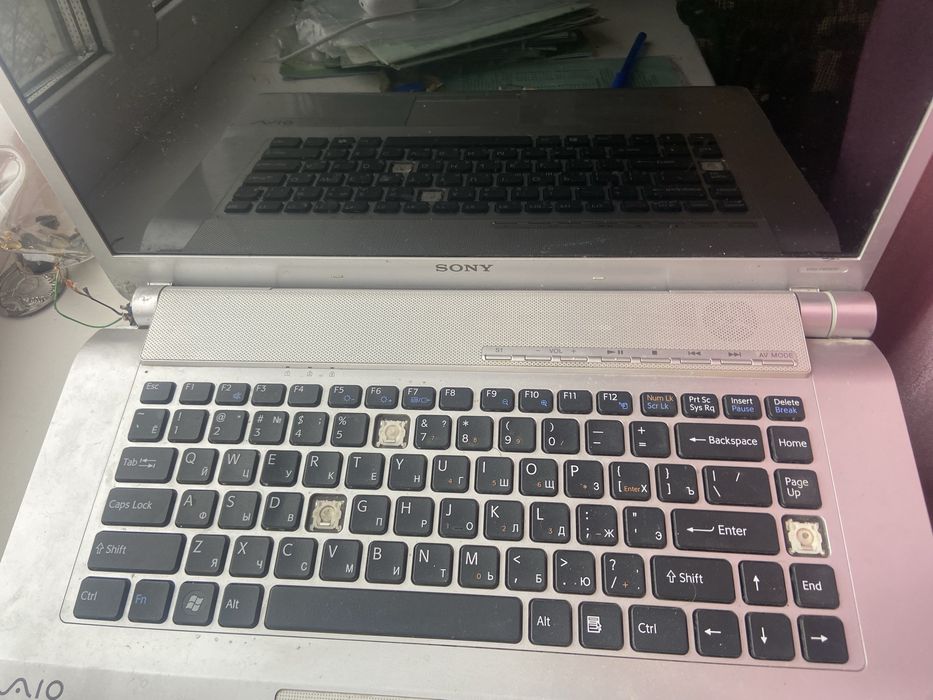 Ноут бук,гнездо не работает