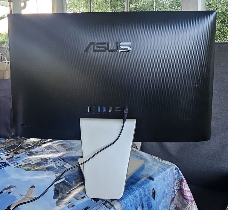 Sistem All in One Asus
