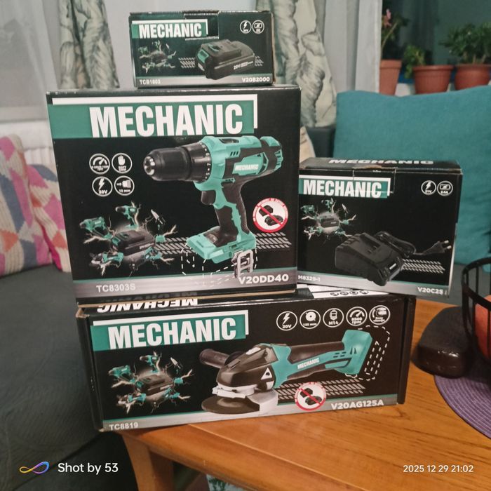 Ъглошлайф, бормашина, батерия, зарядно  Mechanic нови