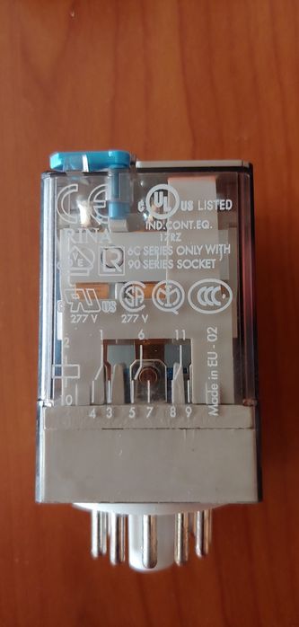 Releu temporizare finder