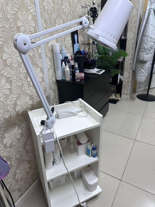 Продам вытяжку для педикюра
