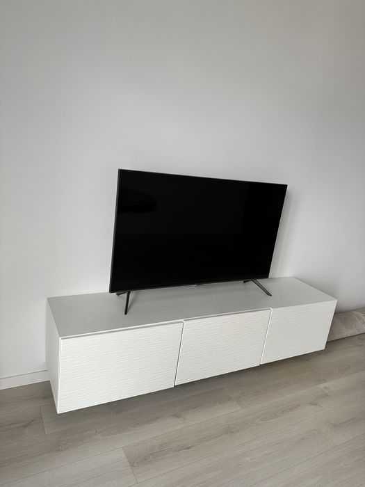 Comodă TV IKEA albă/modernă//180 cm, soft-close, design texturat