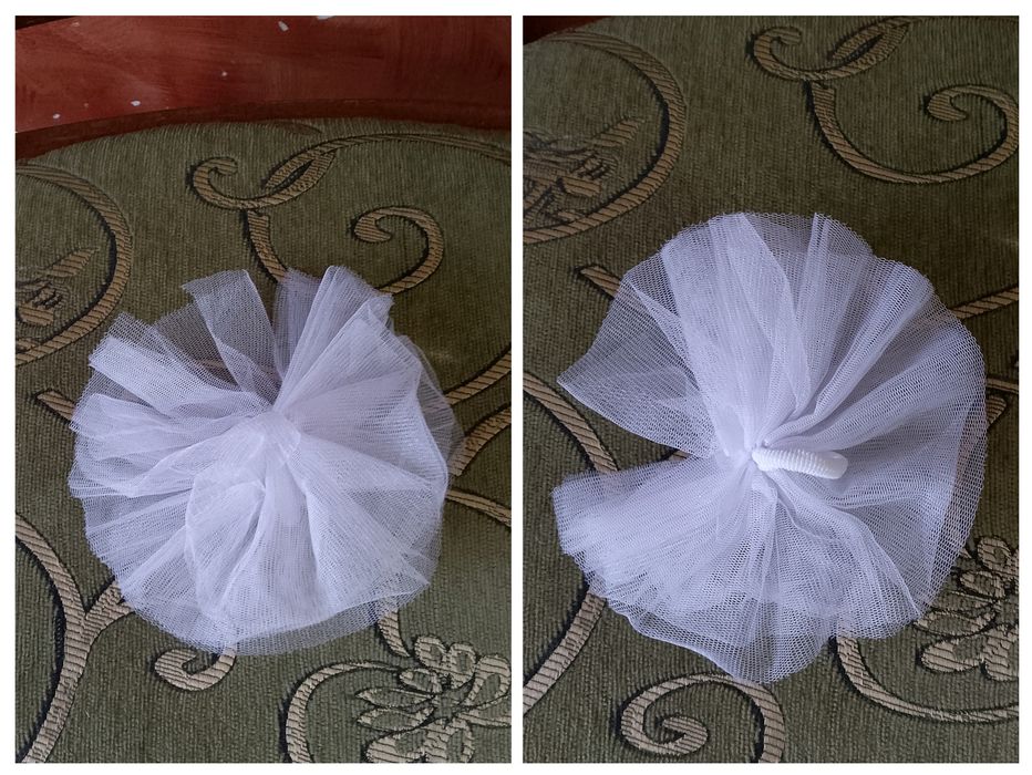 Школьный бант на резинке.