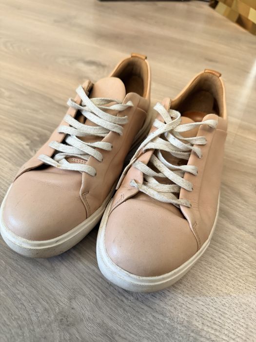 Clarks обувки – удобни, естествена кожа, номер 39