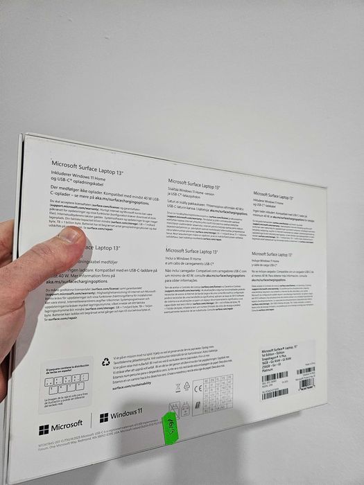 Microsoft Surface snapdragon X plus 256 gb 16 gb sigilat la cutie.