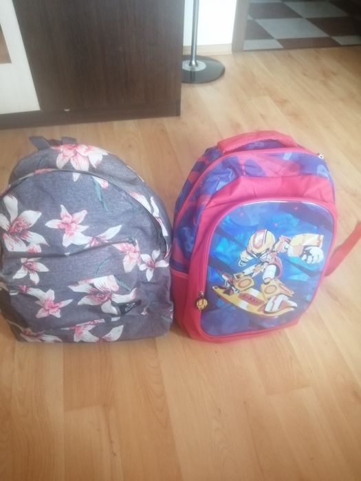 Ученически ранички, 2броя.