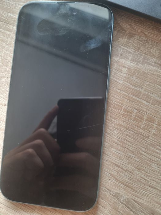 Iphone 16 89% Бирюзовый