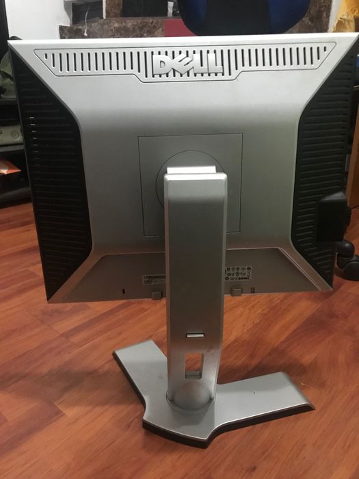 Vând monitor dell