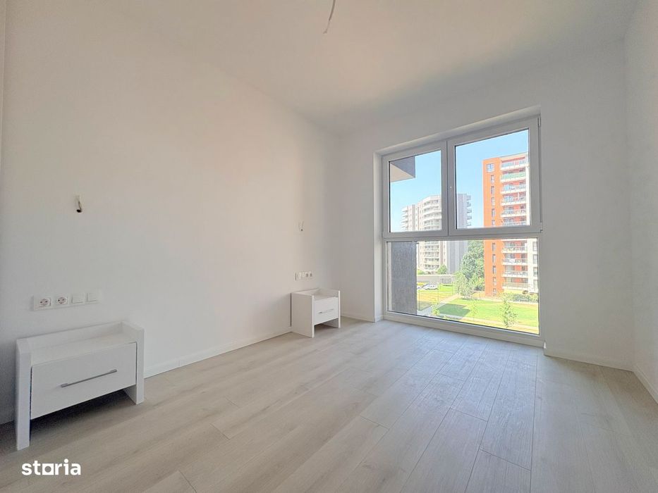 2 camere, partial mobilat si utilat, cu parcare, in complexul Denya