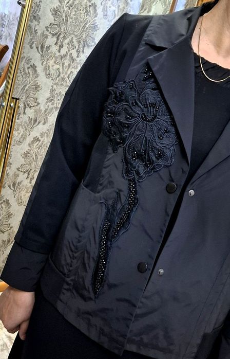 Продается Женский костюм двойка(жакет+платье))