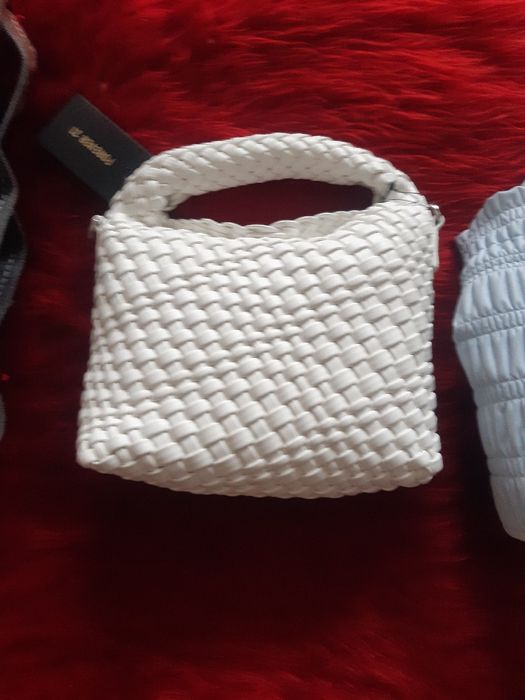 Дамски чанти 5 евро на бройка