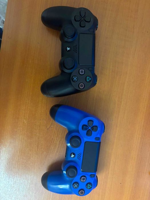 Vand Playstation 4