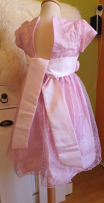 Rochie roz de printesa varsta 5 ani