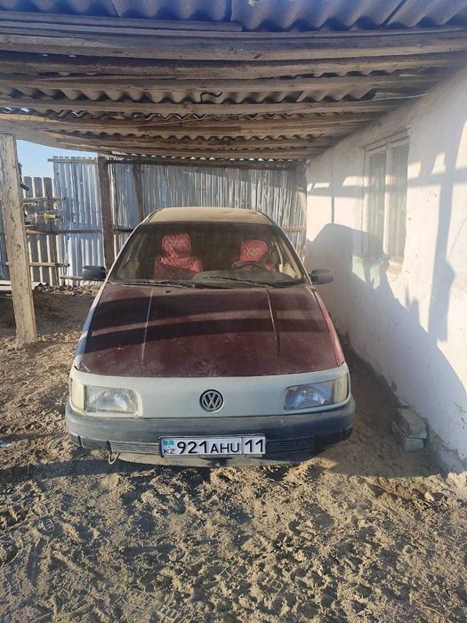 Пассат Седан  В3